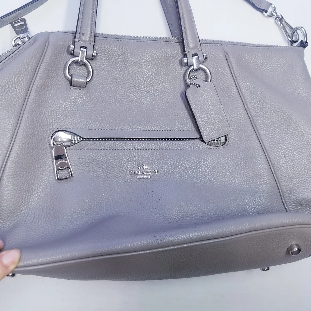 Coach excellent refer